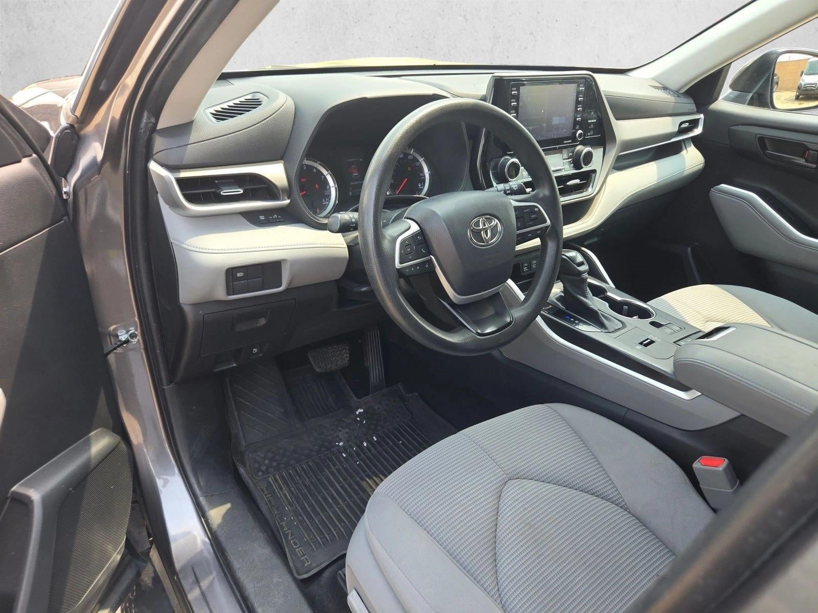 2022 Toyota Highlander L