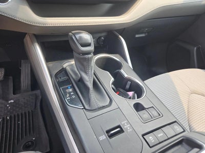 2022 Toyota Highlander L