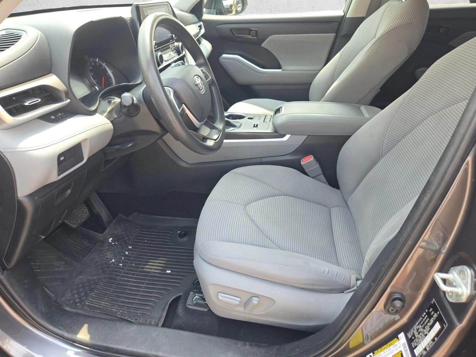 2022 Toyota Highlander L