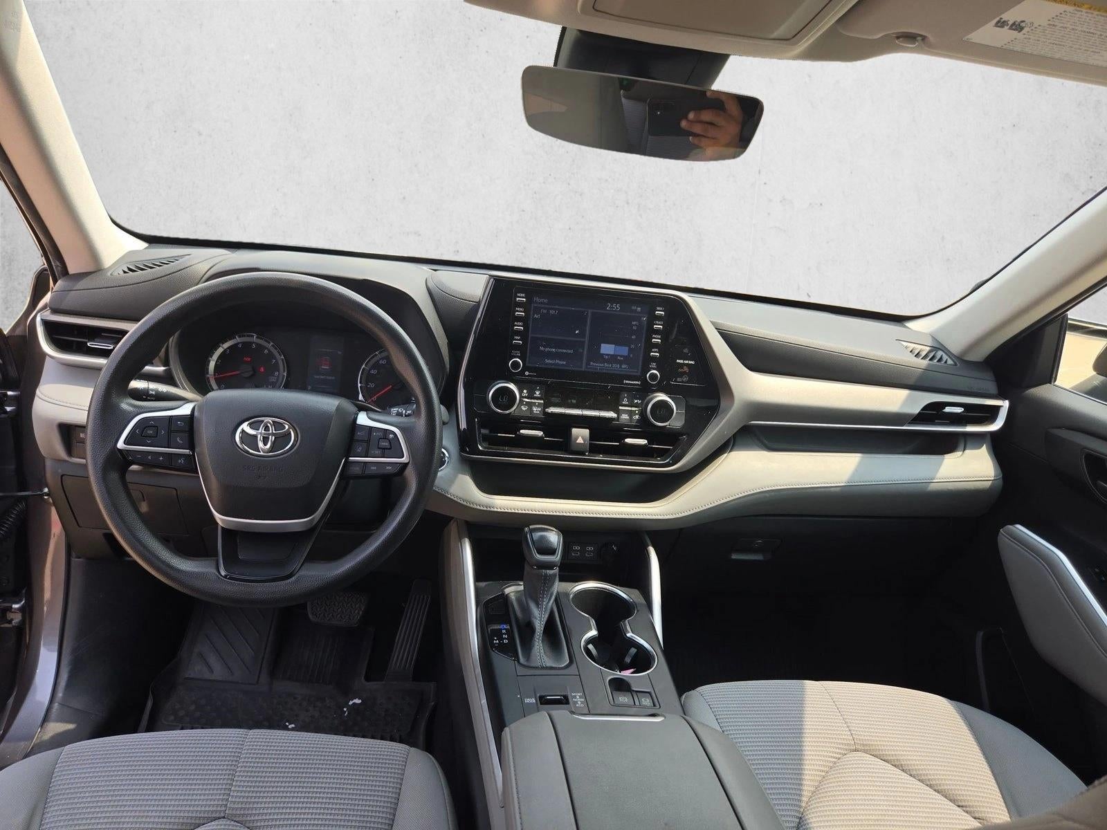 2022 Toyota Highlander L