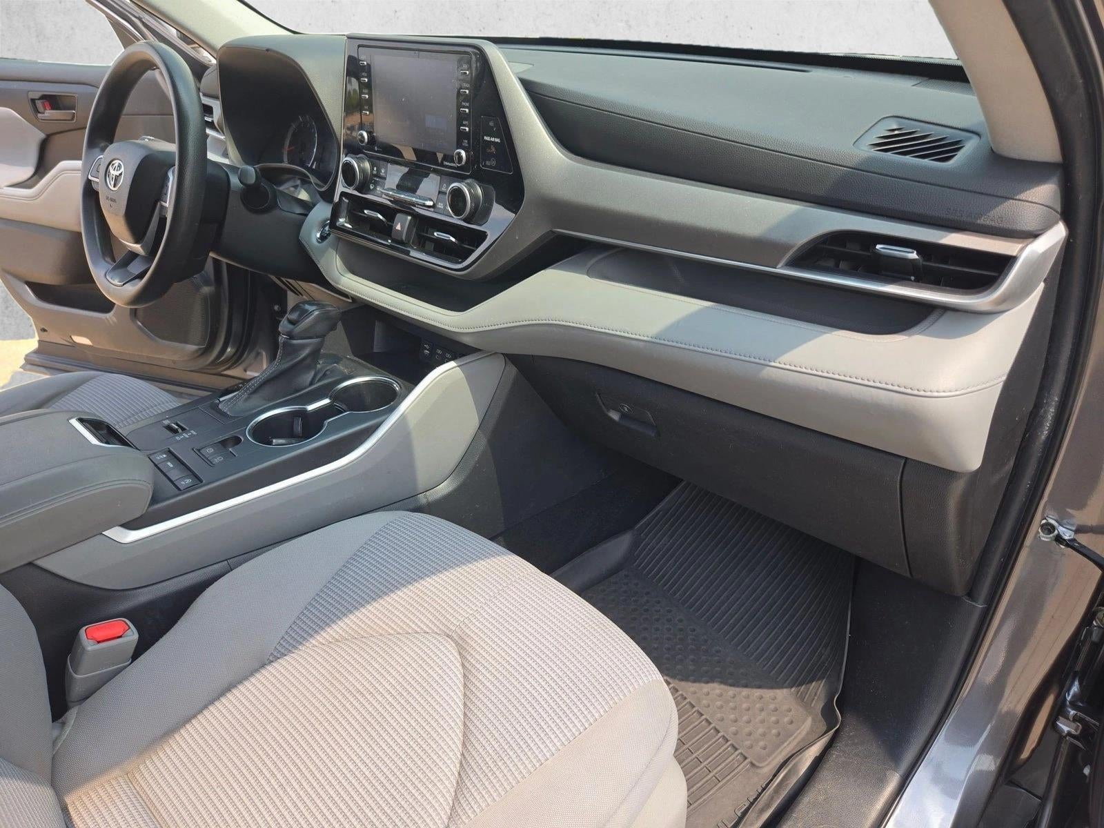 2022 Toyota Highlander L