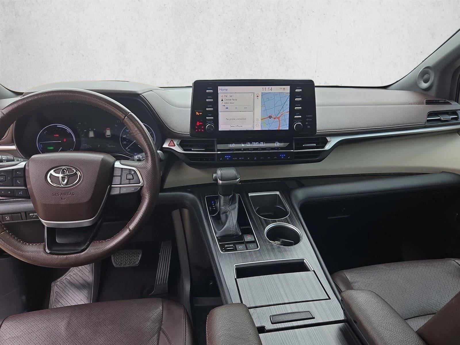2022 Toyota Sienna Platinum