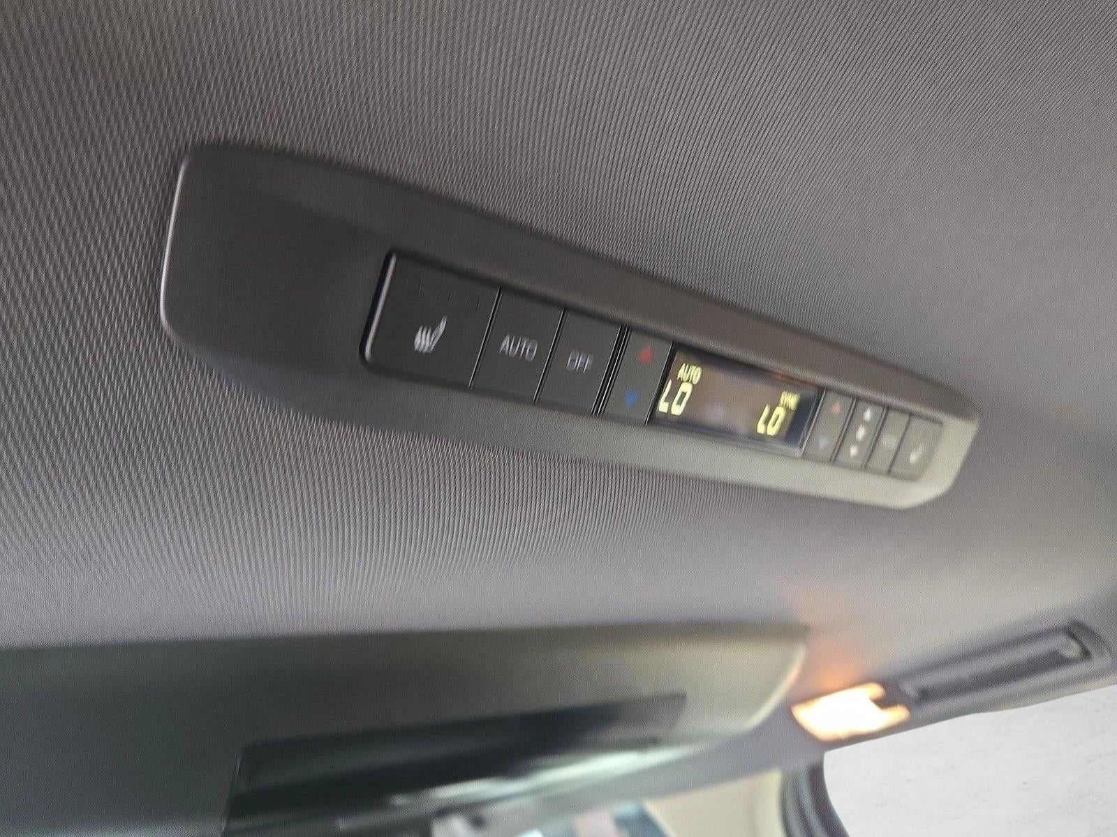 2022 Toyota Sienna Platinum