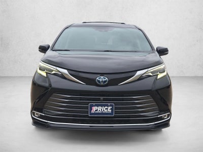 2022 Toyota Sienna Platinum