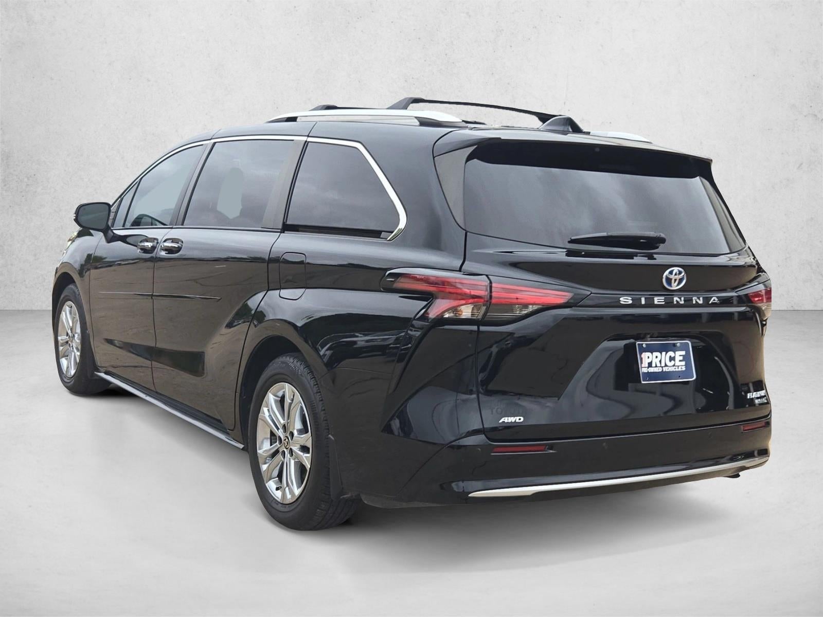 2022 Toyota Sienna Platinum