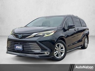 2022 Toyota Sienna Platinum