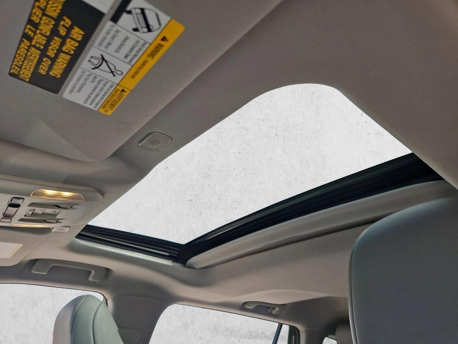 2024 Toyota Highlander Hybrid XLE