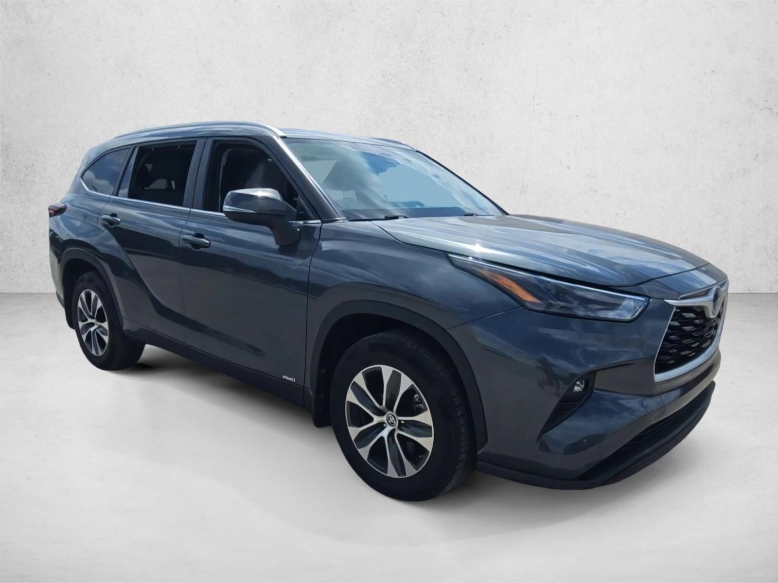 2024 Toyota Highlander Hybrid XLE
