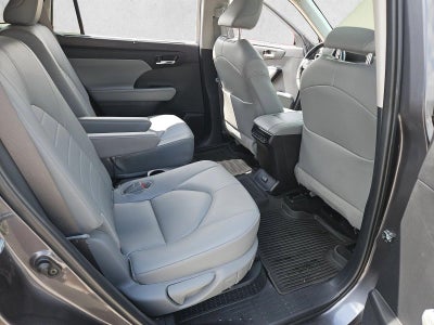 2024 Toyota Highlander Hybrid XLE