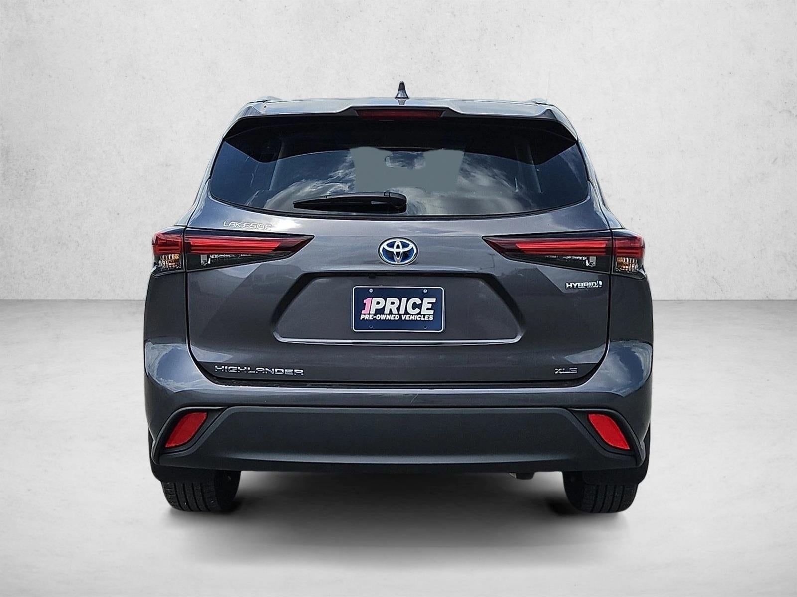2024 Toyota Highlander Hybrid XLE