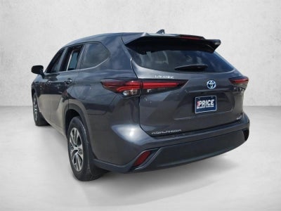 2024 Toyota Highlander Hybrid XLE