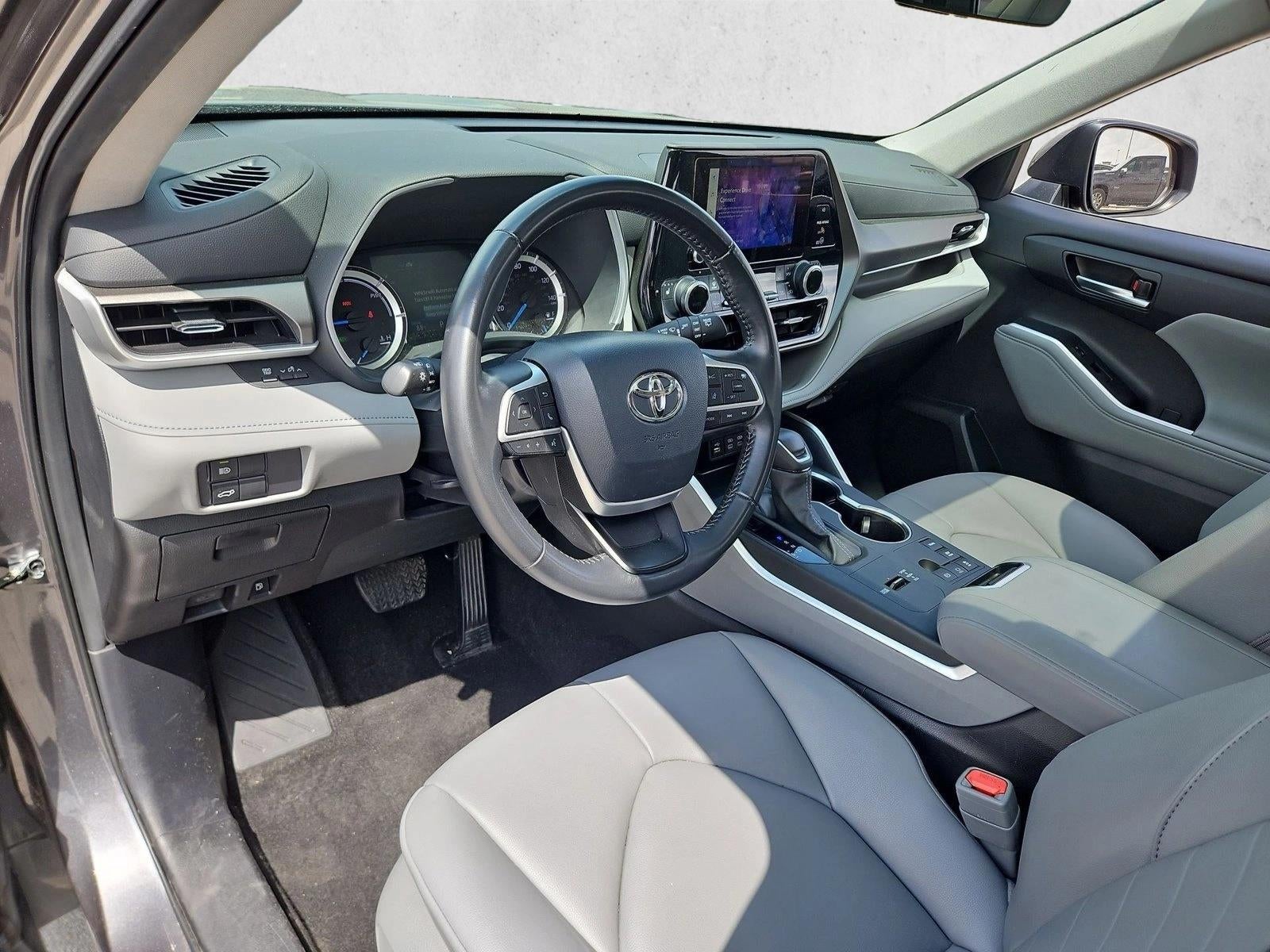 2024 Toyota Highlander Hybrid XLE