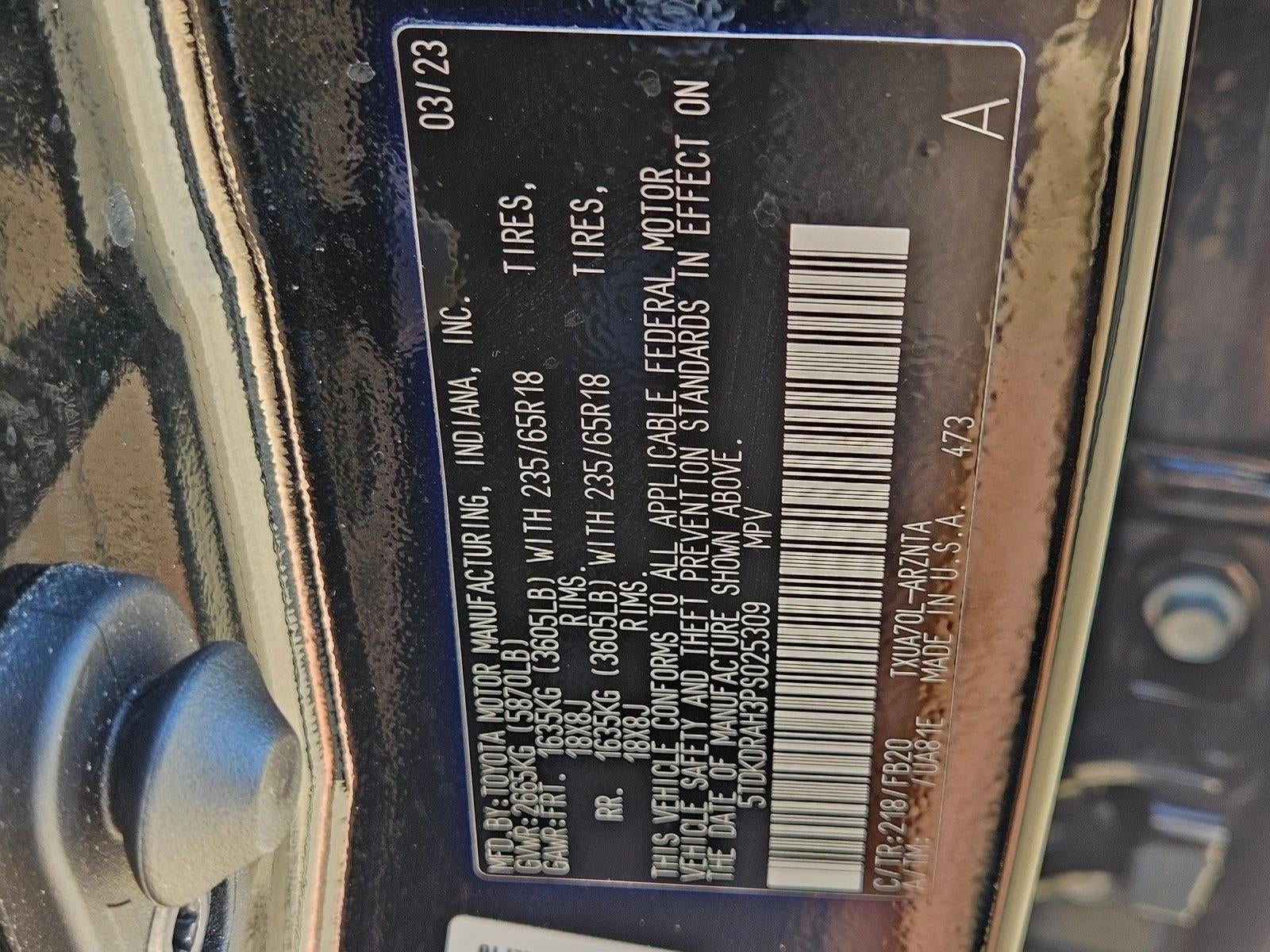 2023 Toyota Highlander LE