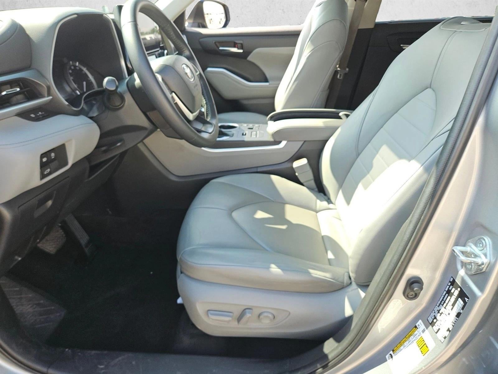 2023 Toyota Highlander XLE