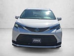 2025 Toyota Sienna LE