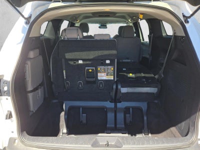 2025 Toyota Sienna LE
