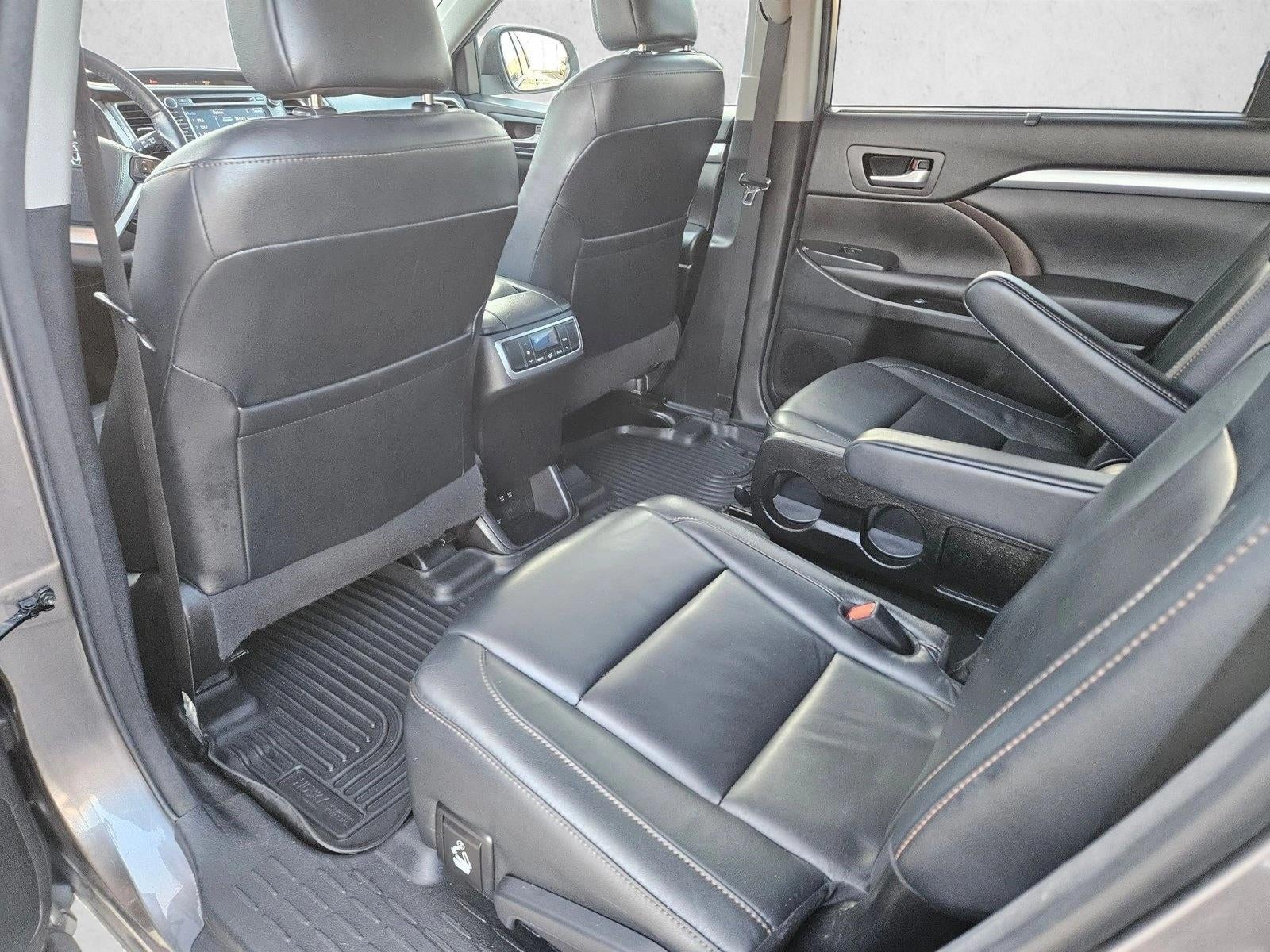 2018 Toyota Highlander SE