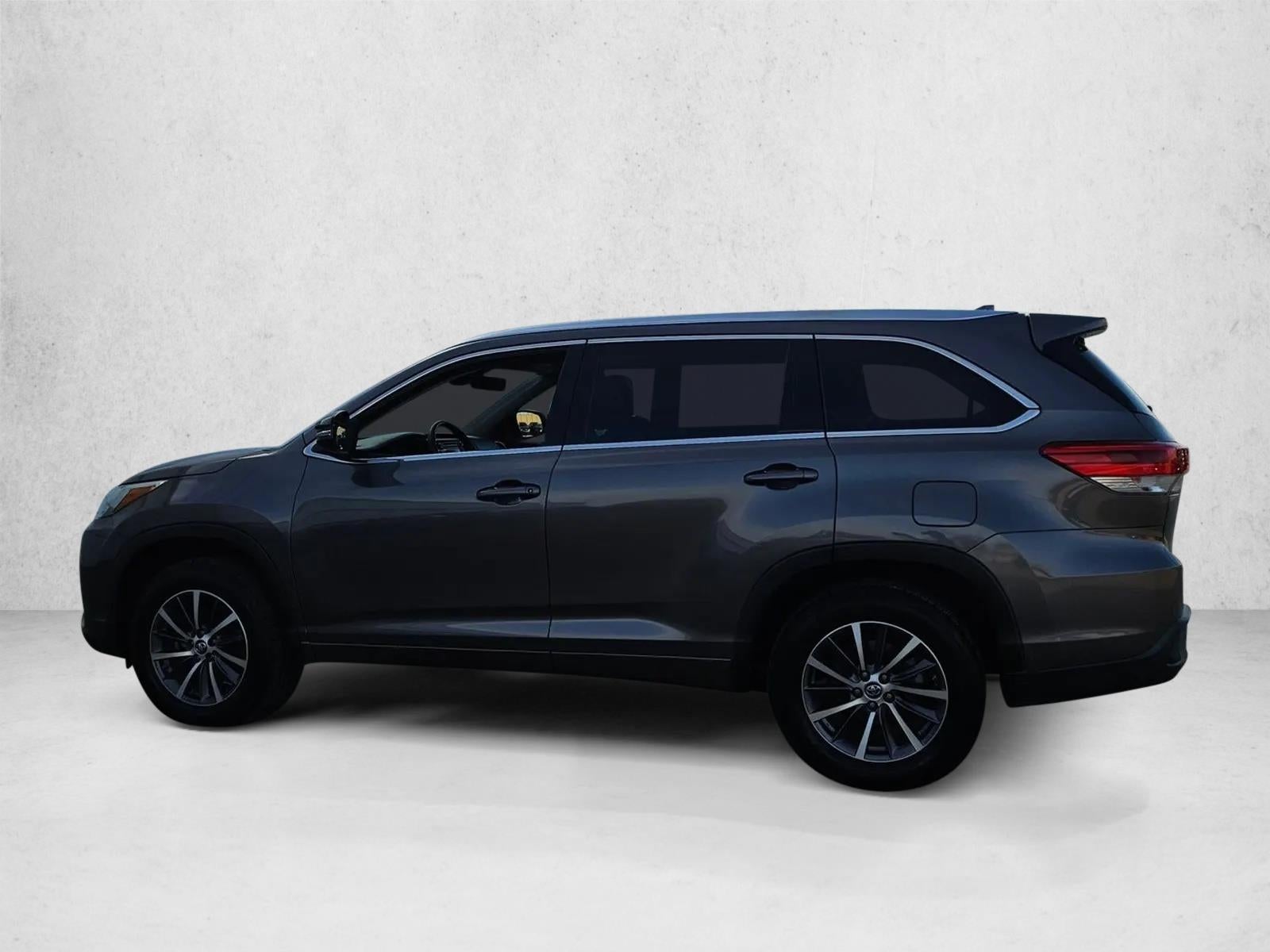 2018 Toyota Highlander SE