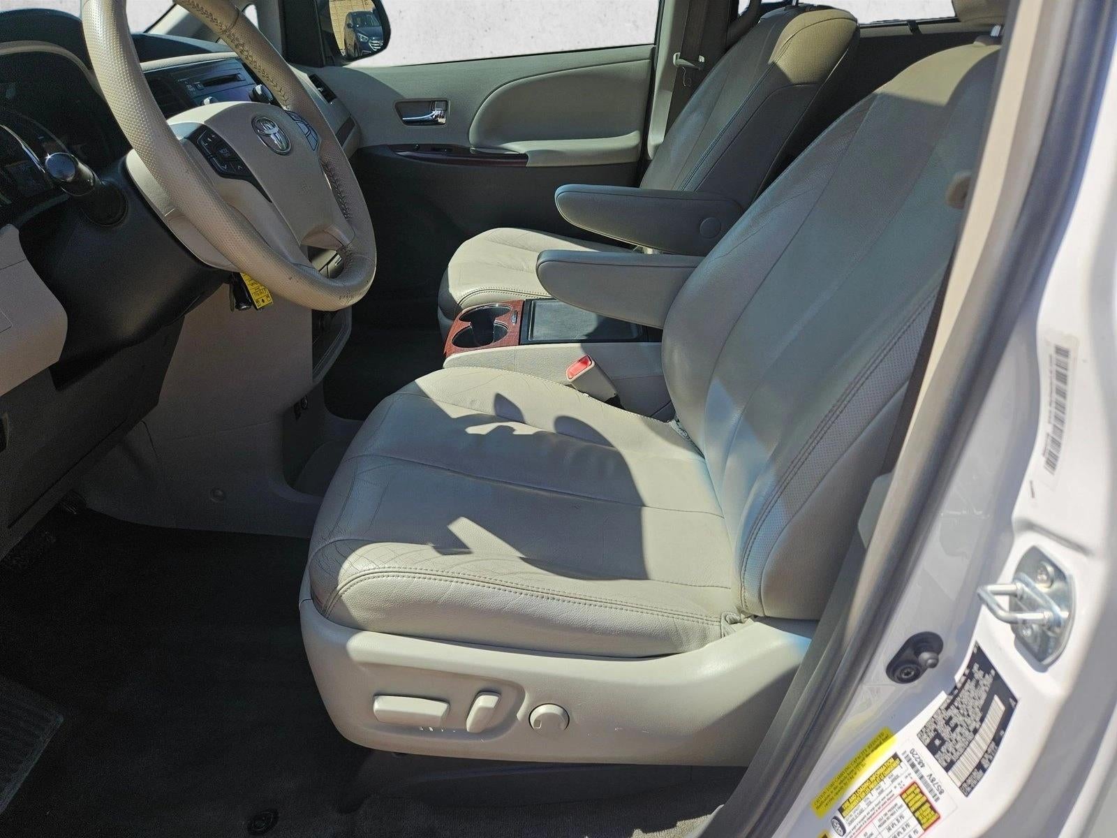 2014 Toyota Sienna XLE