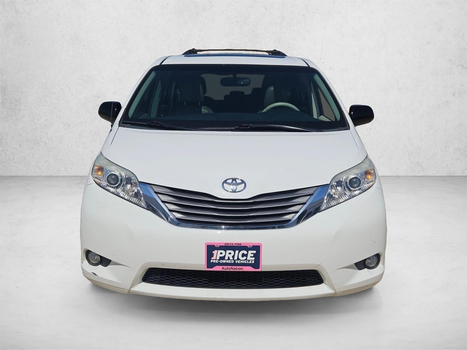 2014 Toyota Sienna XLE
