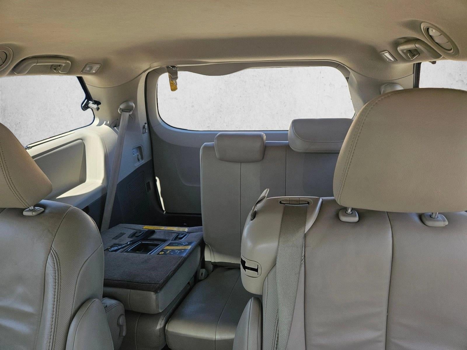 2014 Toyota Sienna XLE