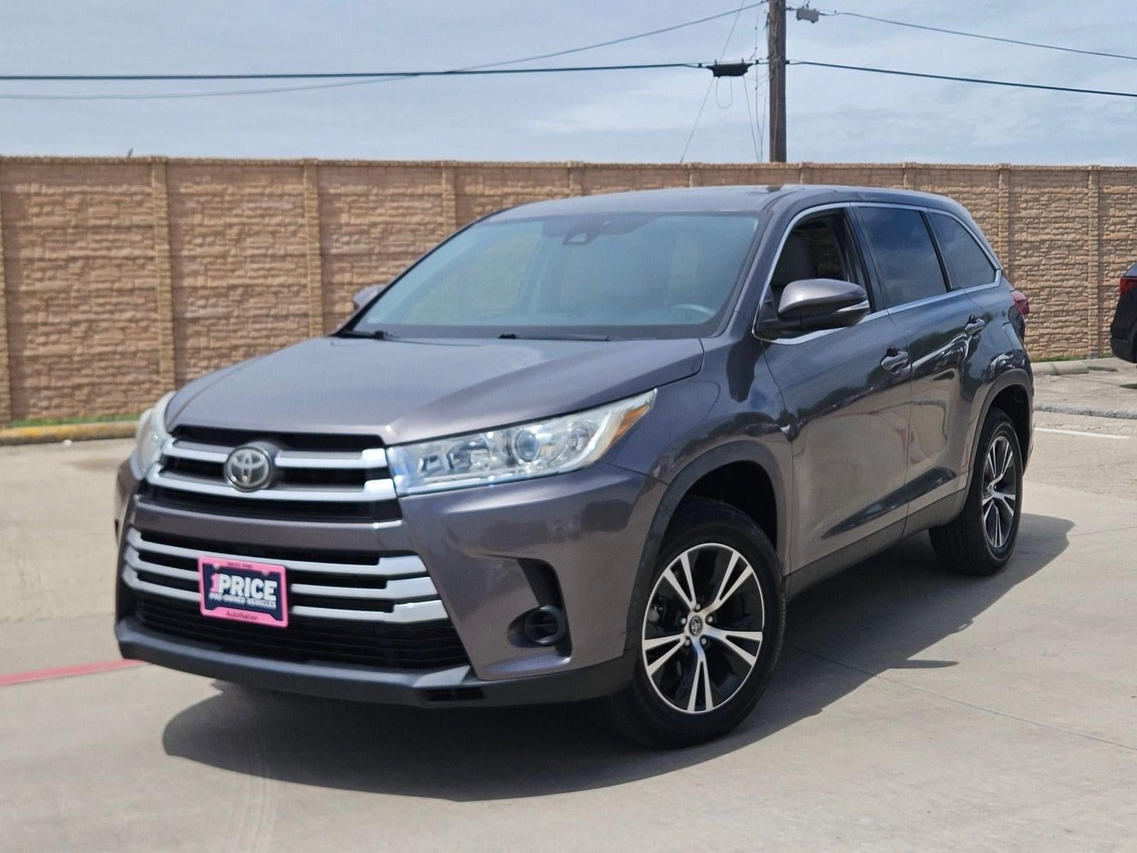 2019 Toyota Highlander LE