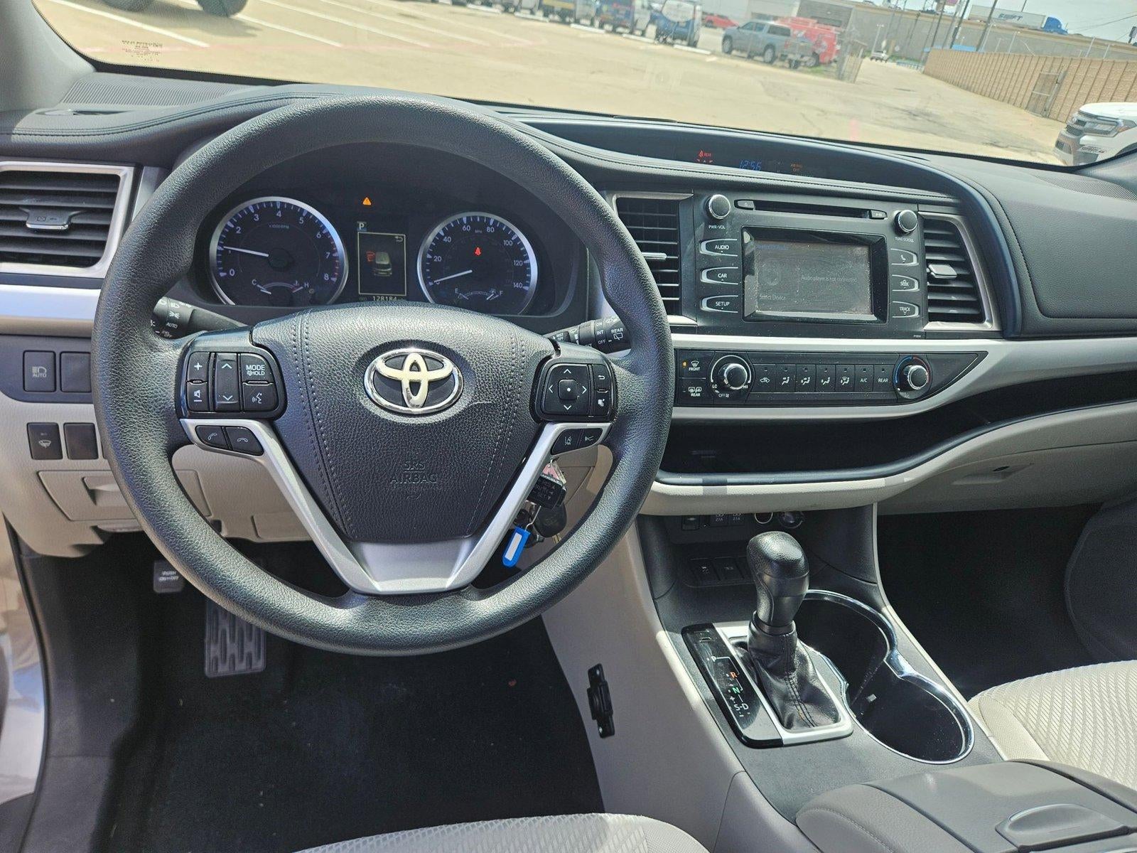 2019 Toyota Highlander LE