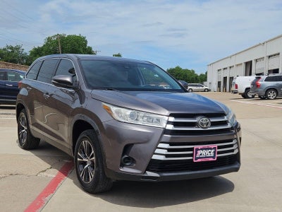 2019 Toyota Highlander LE