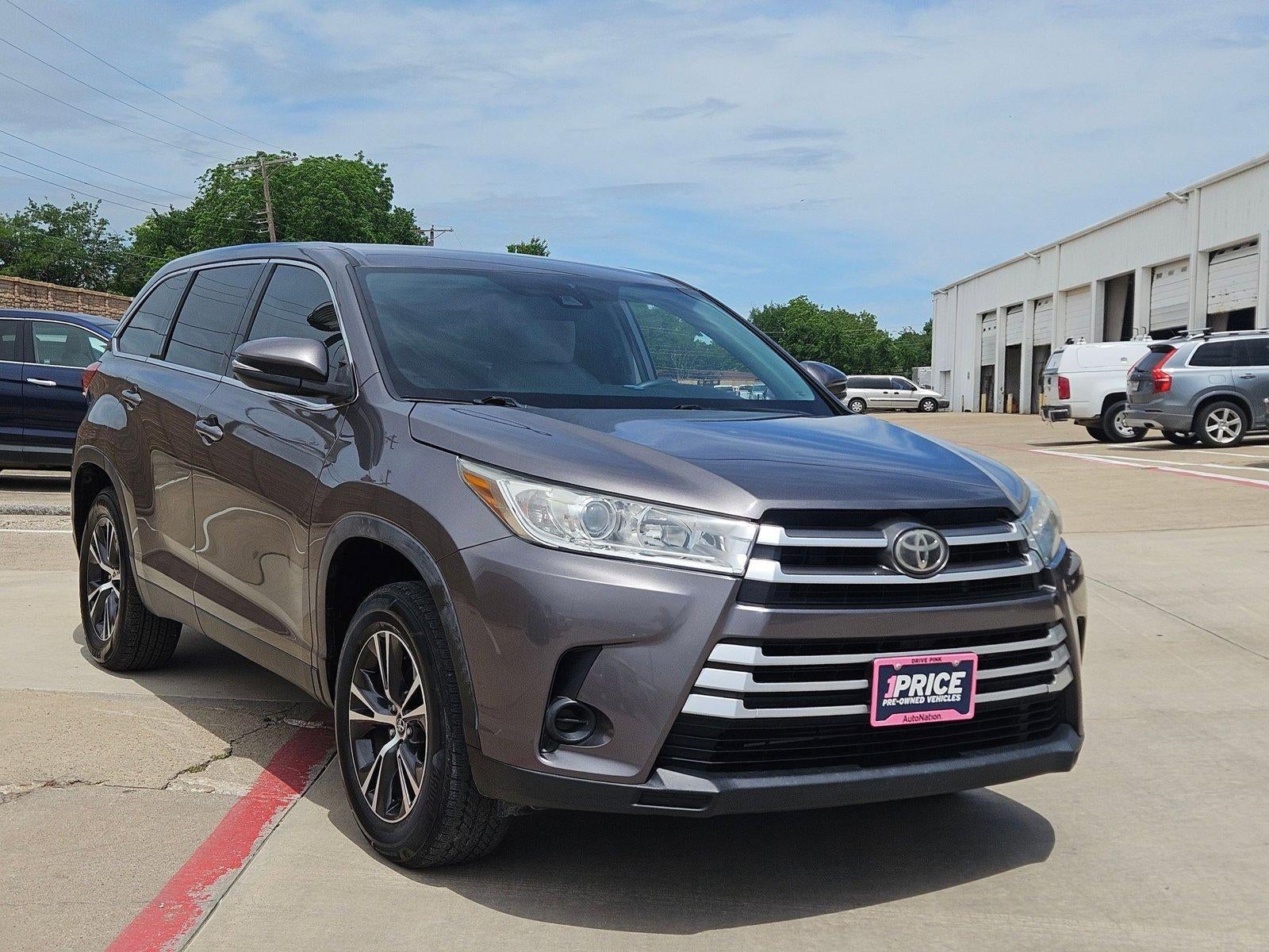 2019 Toyota Highlander LE