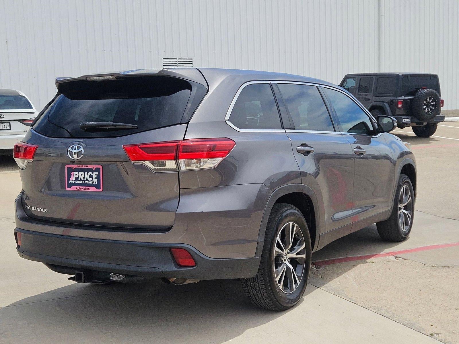 2019 Toyota Highlander LE