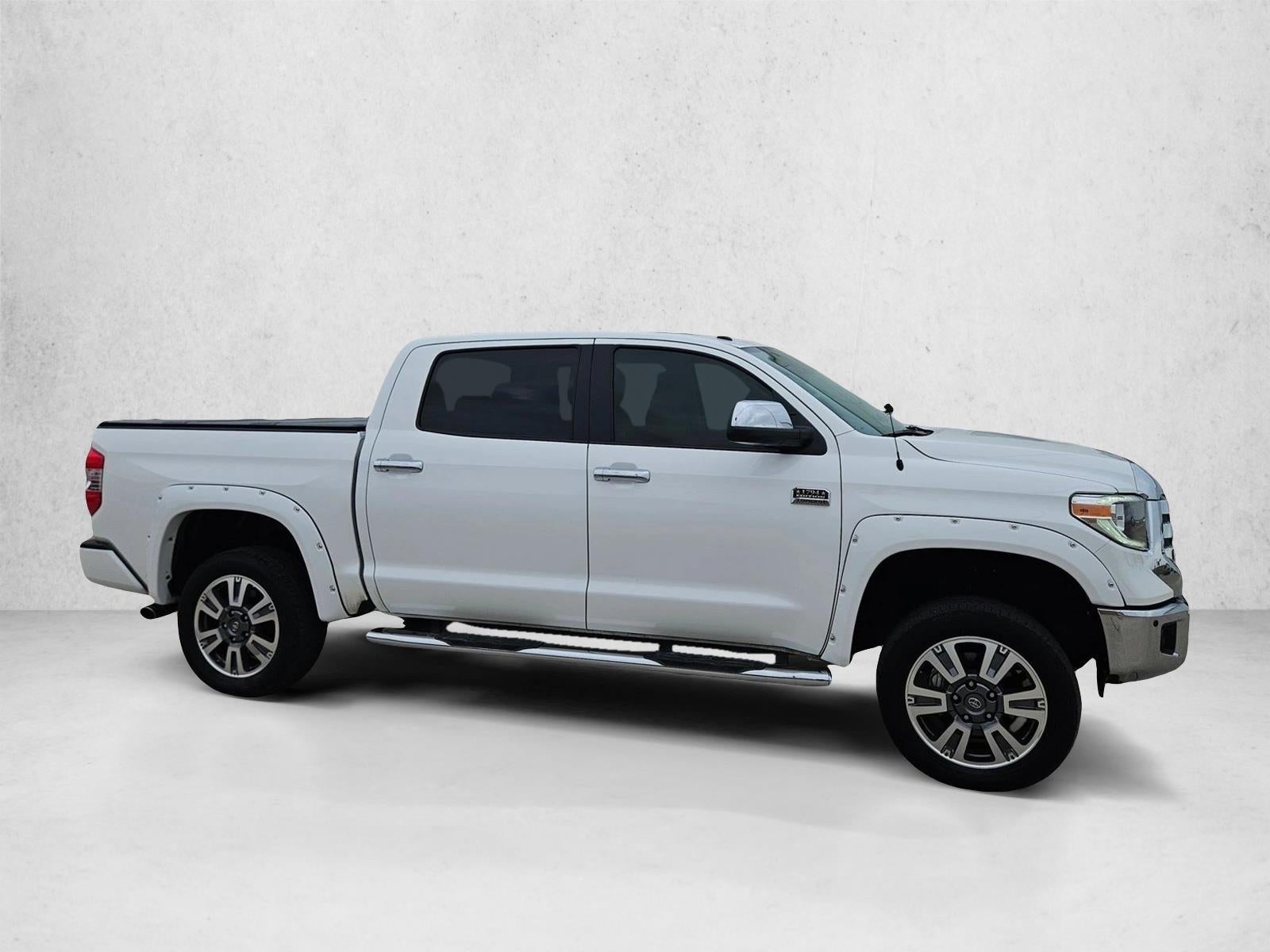 2018 Toyota Tundra 4WD SR5