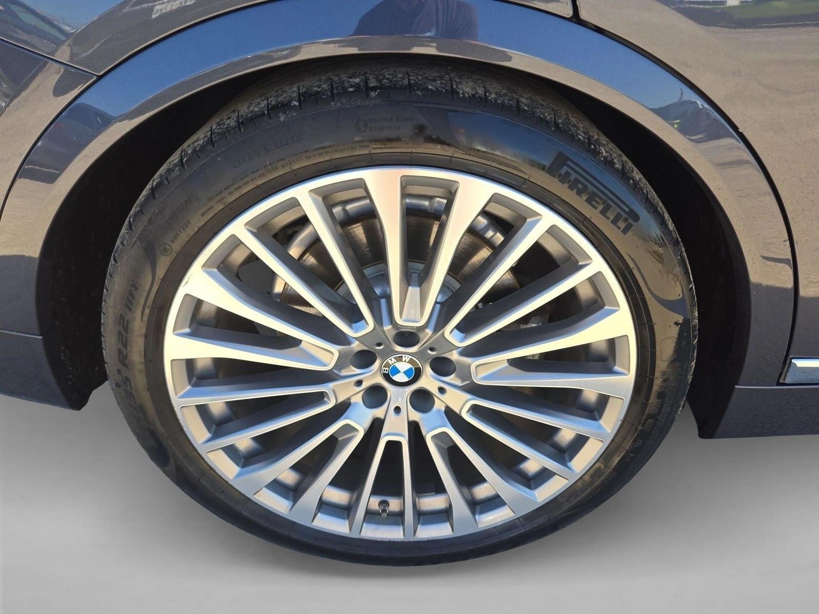 2020 BMW X7 xDrive50i
