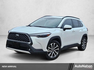 2023 Toyota Corolla Cross XLE