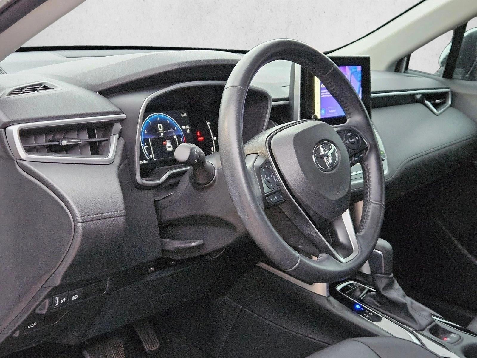 2023 Toyota Corolla Cross XLE