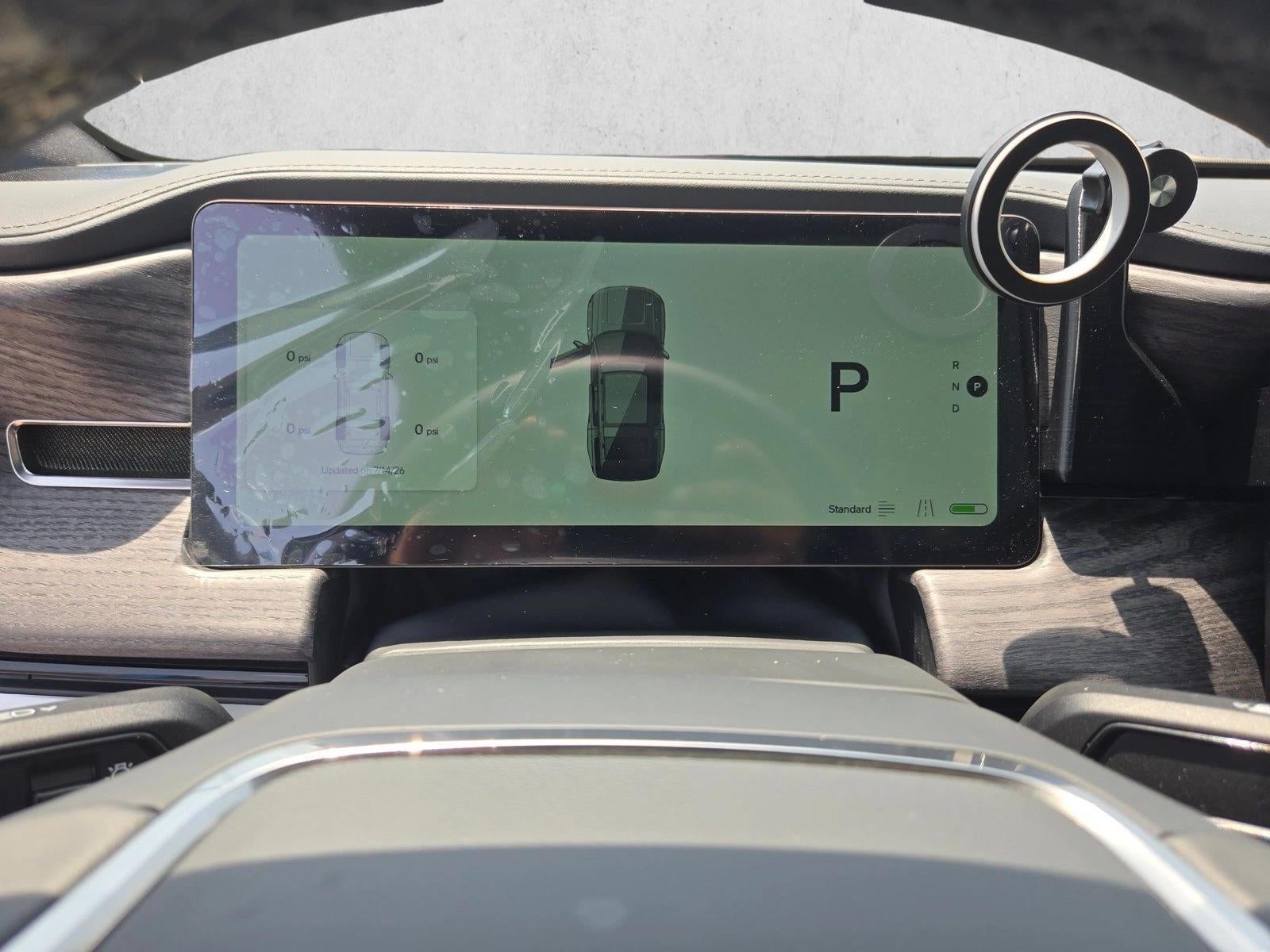 2026 RIVIAN R1S Base
