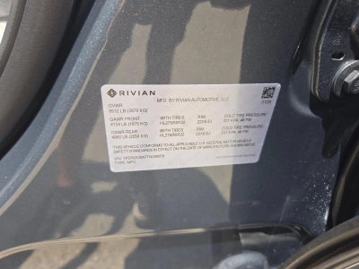 2026 RIVIAN R1S Base