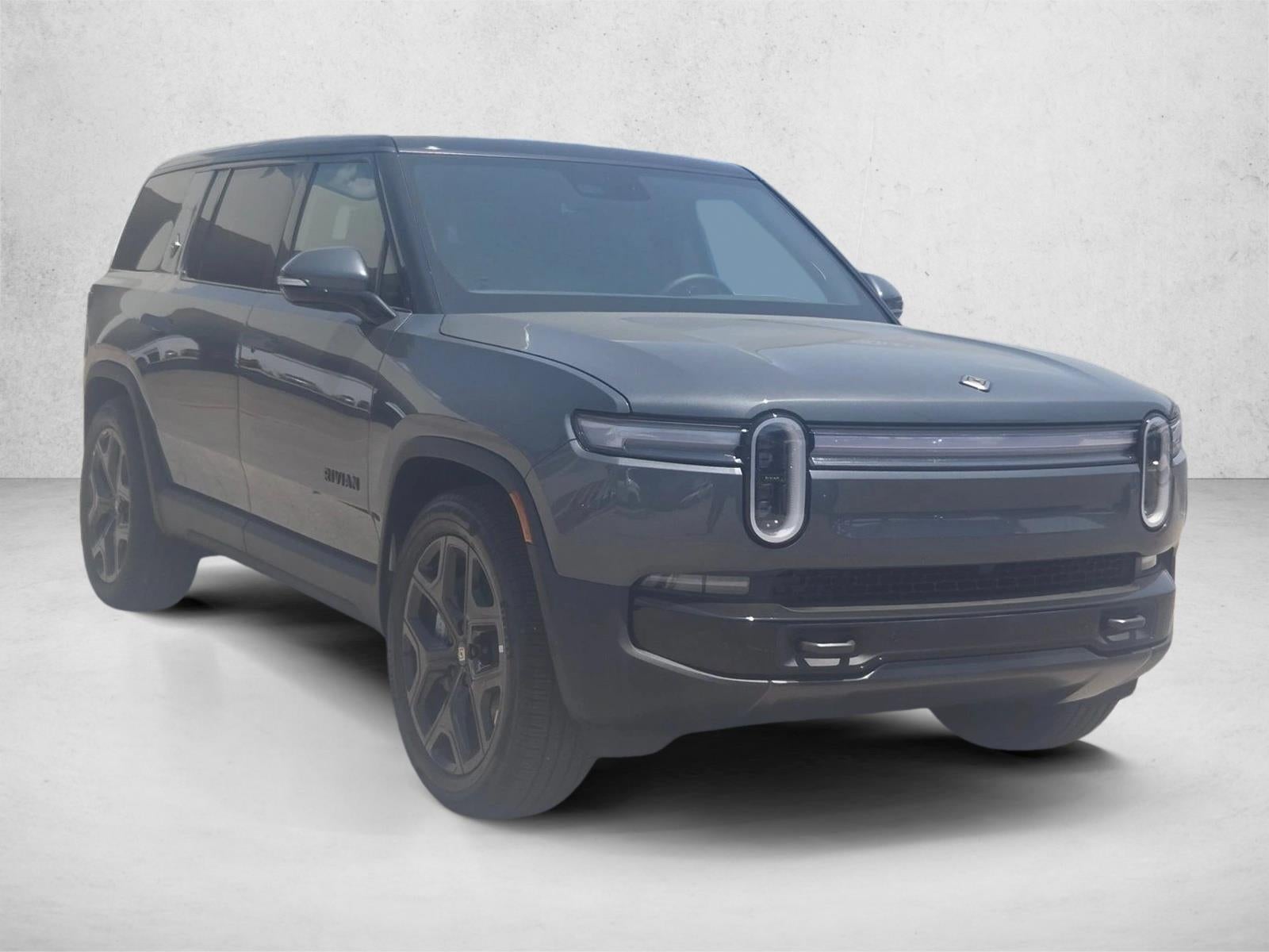 2026 RIVIAN R1S Base