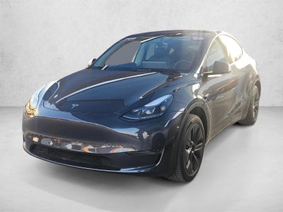 2025 Tesla Model Y Long Range