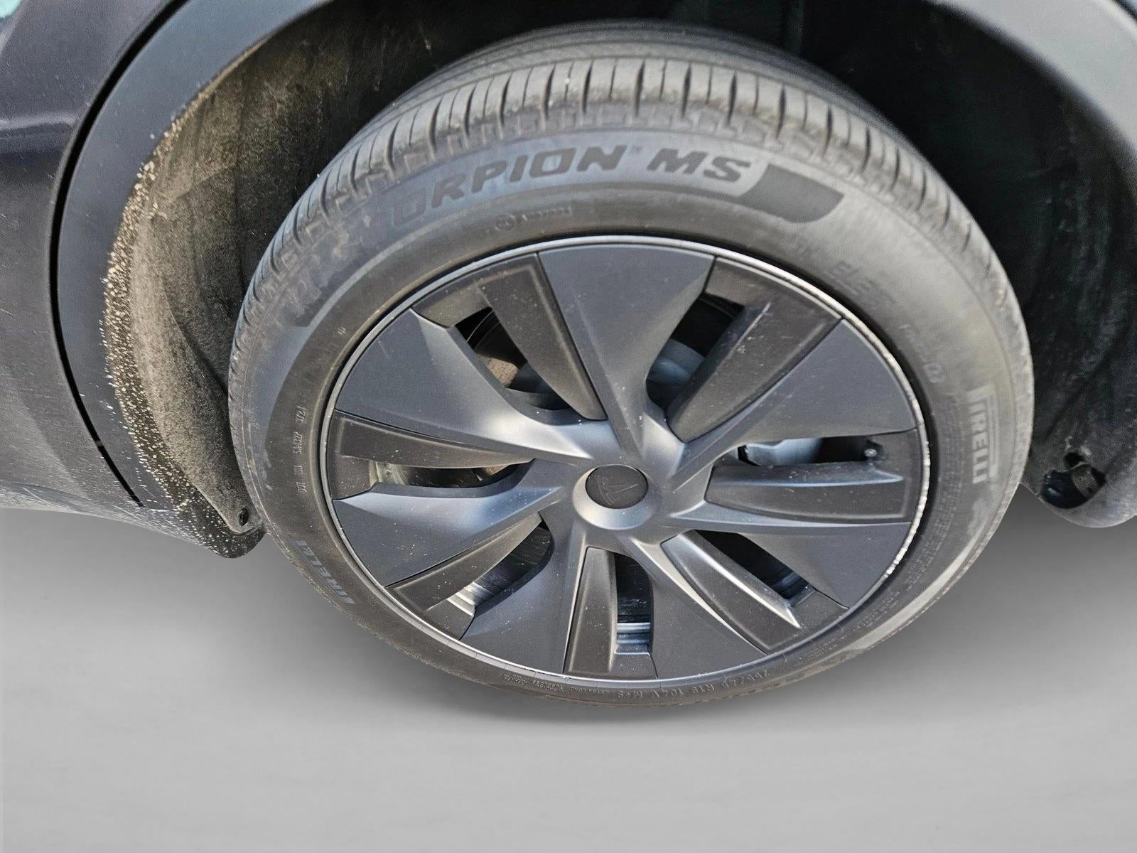 2025 Tesla Model Y Long Range