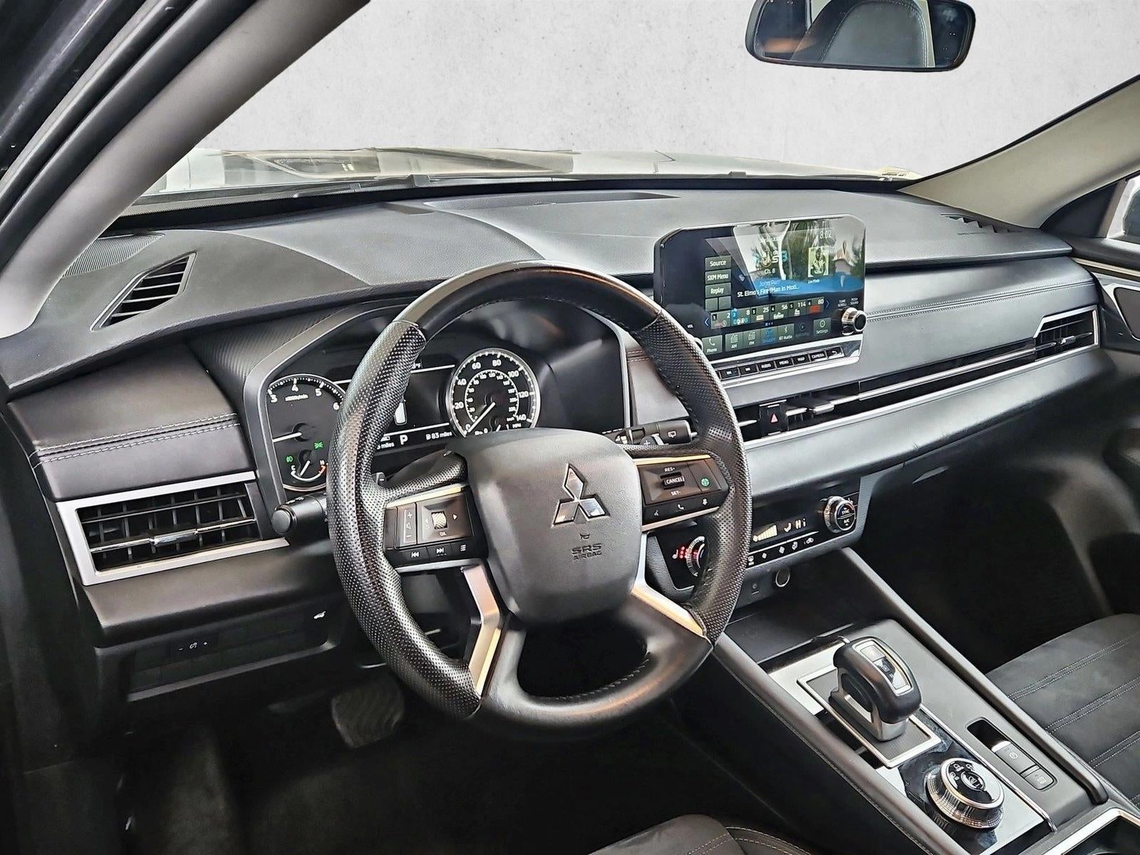 2024 Mitsubishi Outlander SE