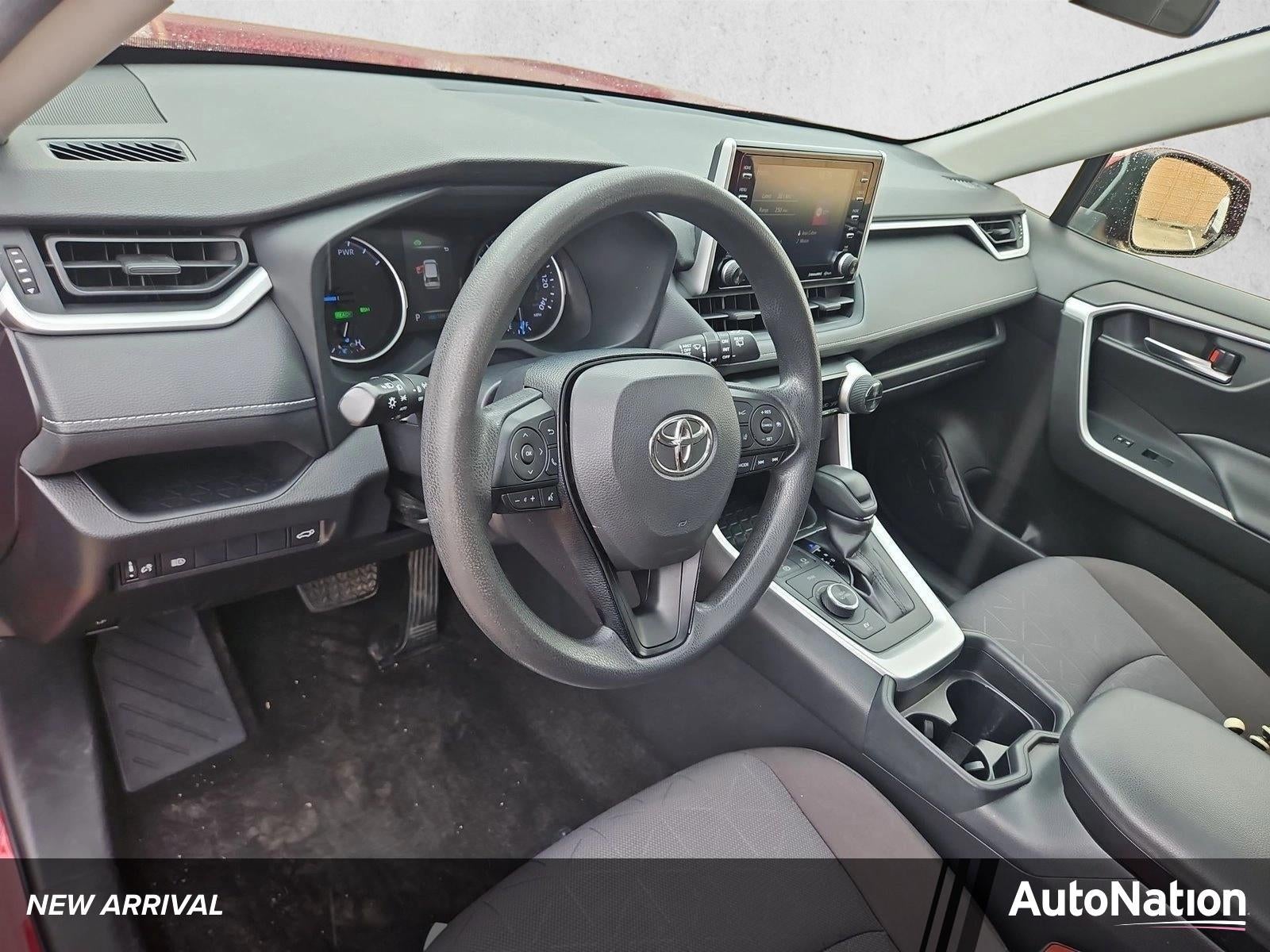 2020 Toyota RAV4 Hybrid XLE
