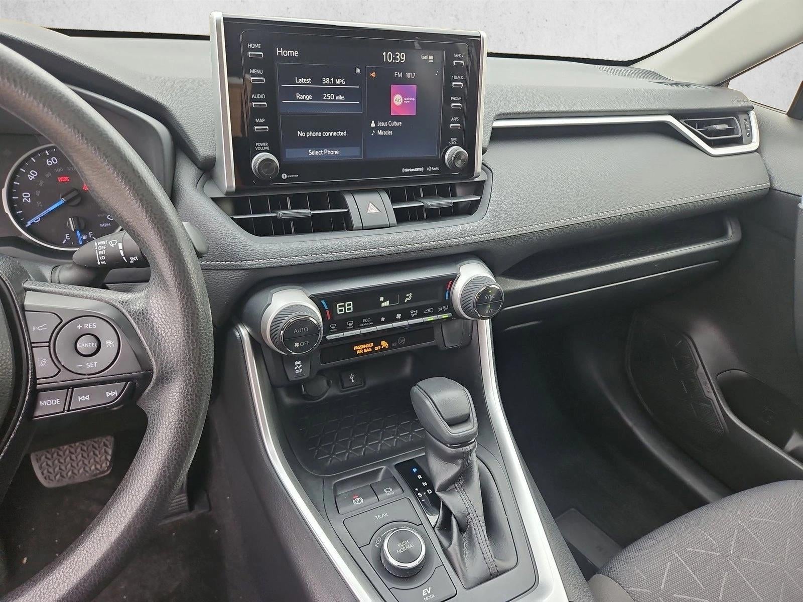 2020 Toyota RAV4 Hybrid XLE