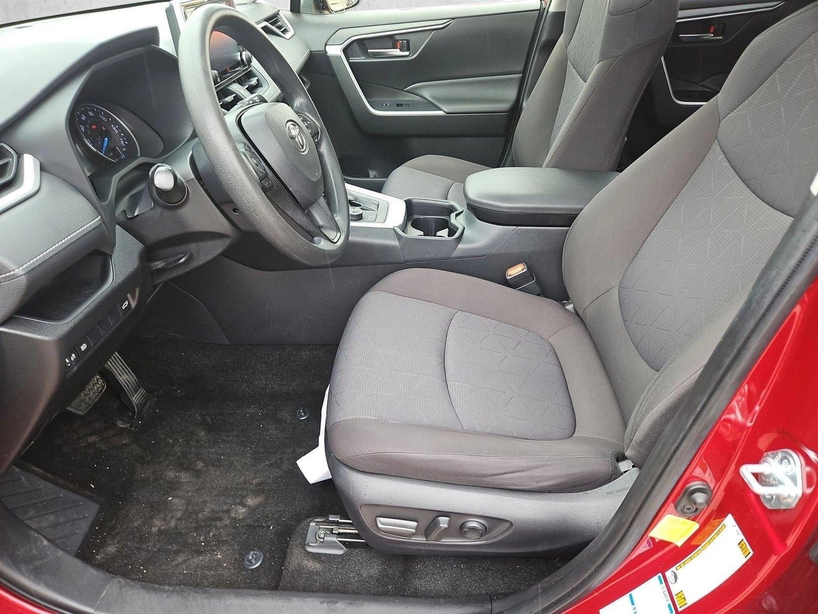 2020 Toyota RAV4 Hybrid XLE