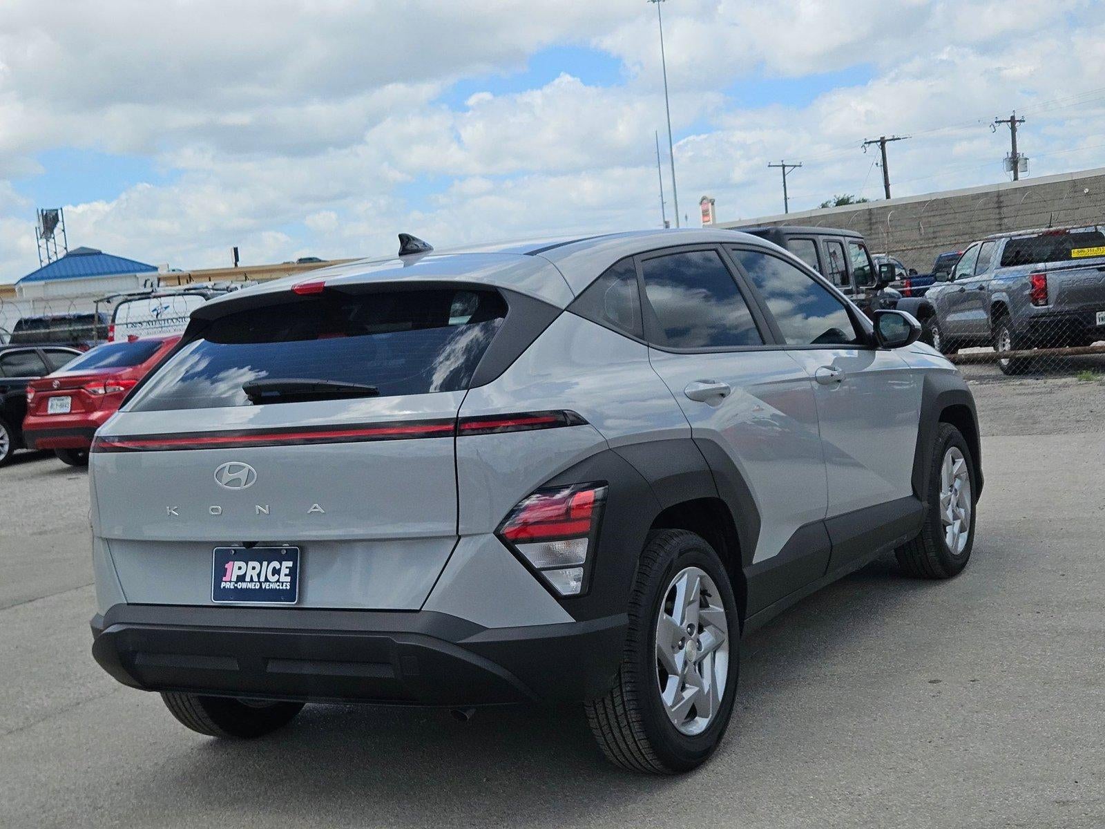2026 Hyundai Kona SE