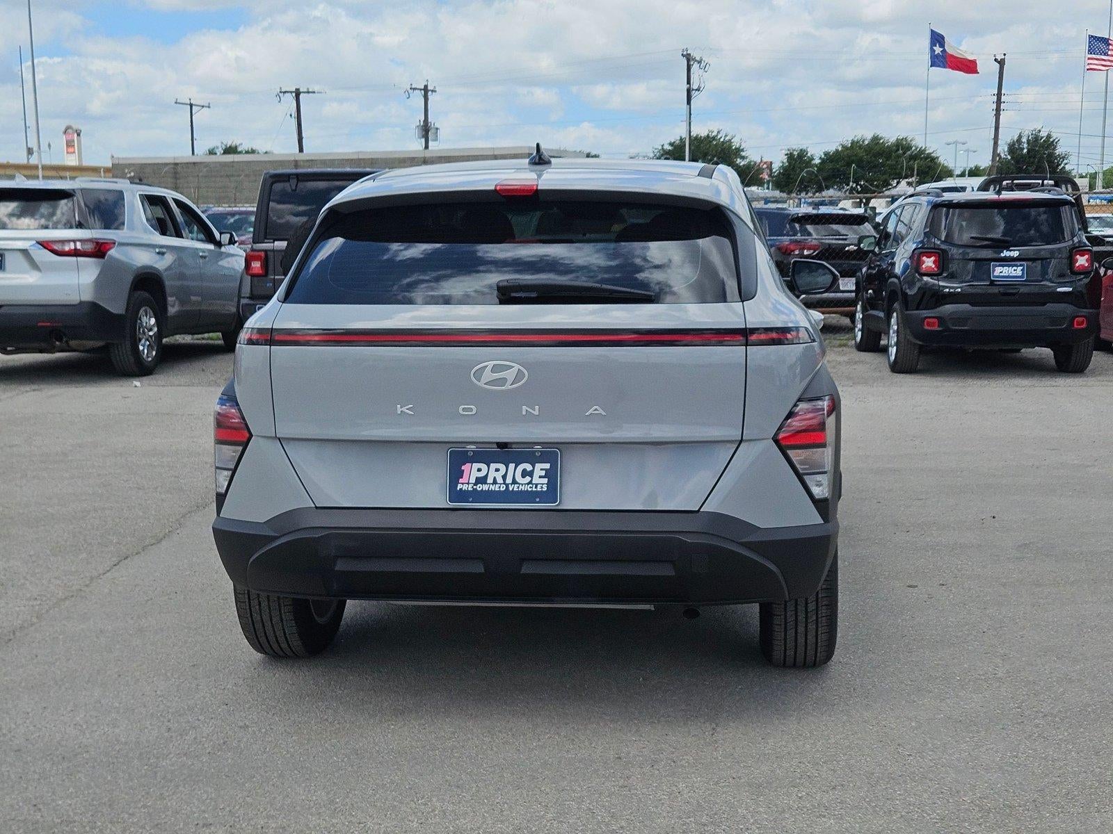 2026 Hyundai Kona SE