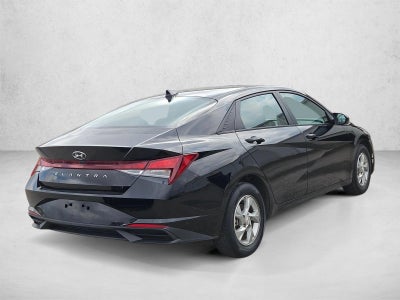 2023 Hyundai Elantra SE