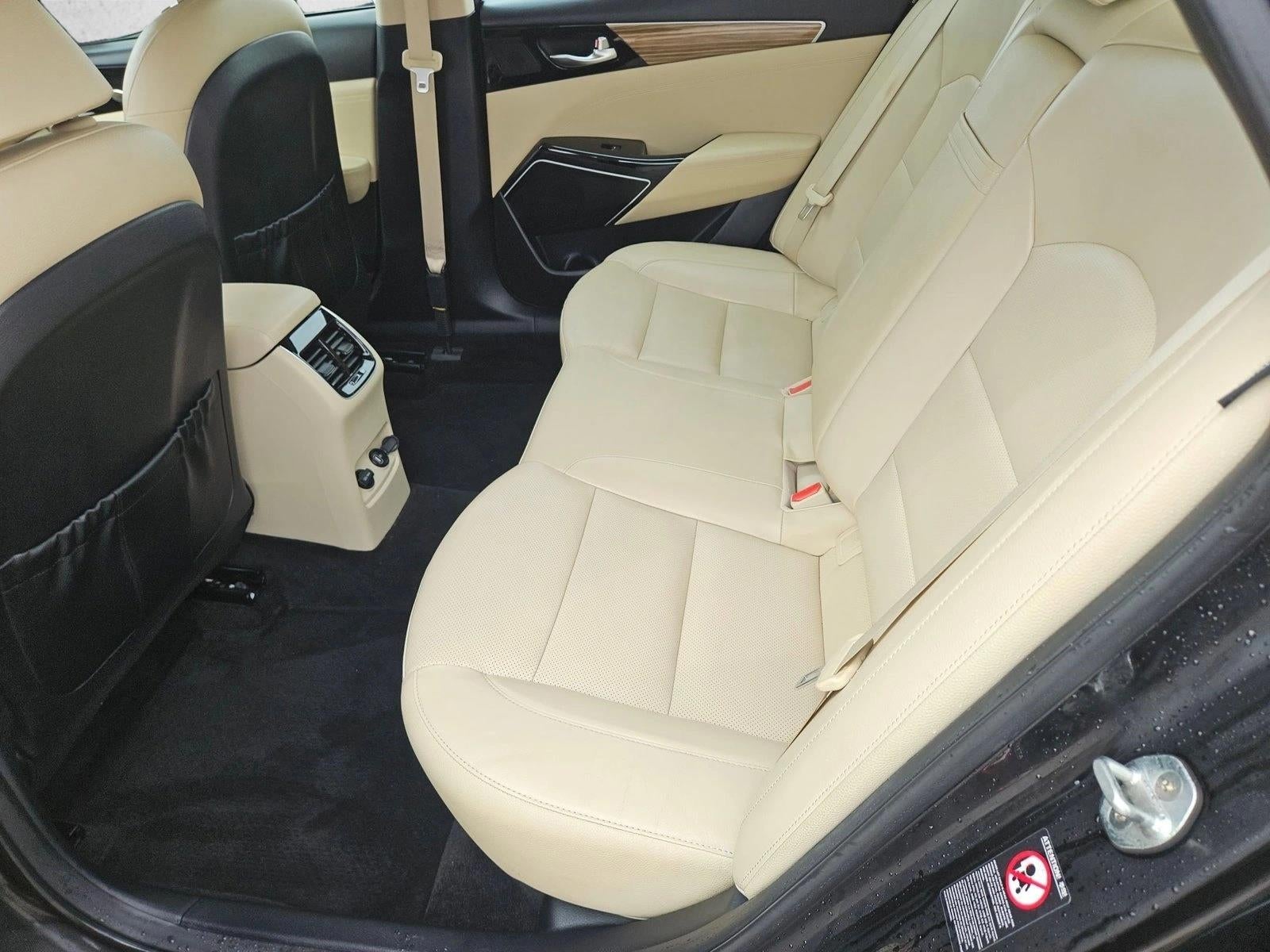 2018 Kia Cadenza Premium