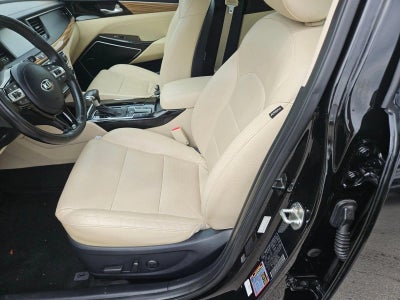 2018 Kia Cadenza Premium