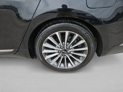 2018 Kia Cadenza Premium