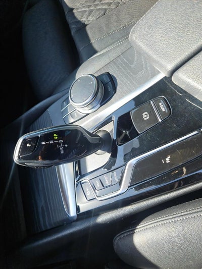 2022 BMW 530 i